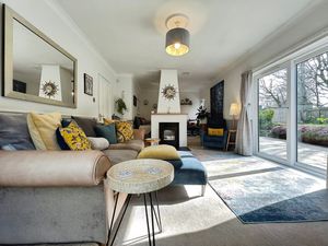 Photo 32- click for photo gallery